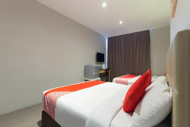 Super OYO 1191 Yootel Boutique Hotel Picture 8