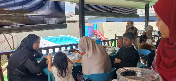 Kayu Manes Homestay Kuantan (Private Pool) Picture 8