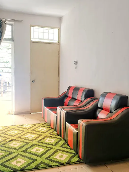 Liana Homestay Picture 6
