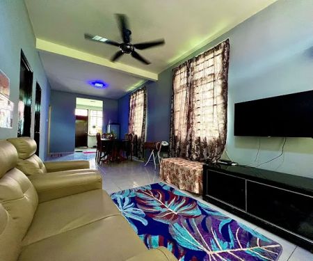 Anisa Homestay