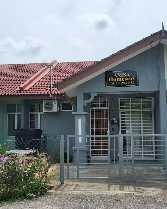 Anisa Homestay Picture 3
