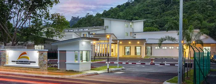 ēRYAbySURIA Hot Spring Bentong Picture 4
