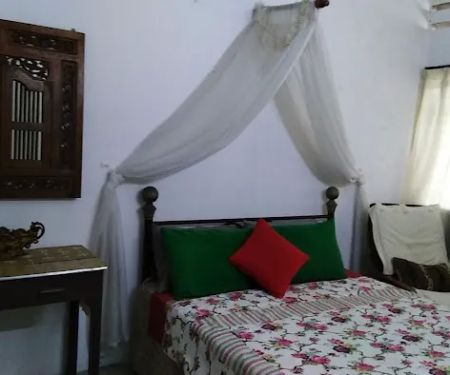 Homestay Andalas J1 (Muslim only) Jln Sri Sarawak 1 Klang