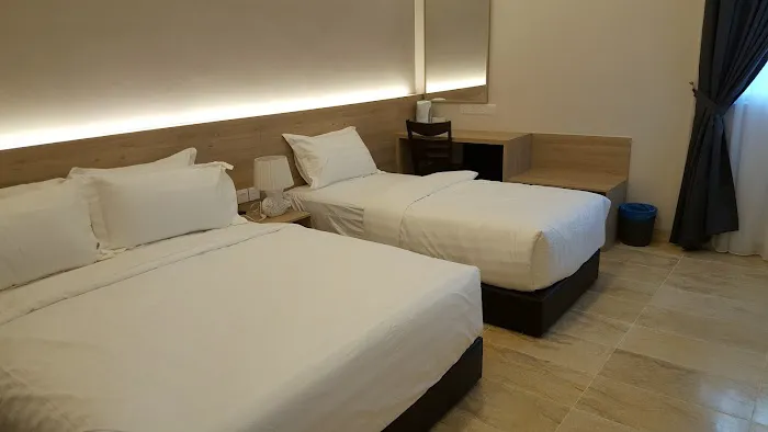 Habu Cameron Hotel Picture 1