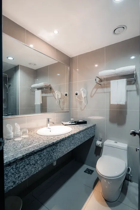 LE'VENUE HOTEL Picture 3