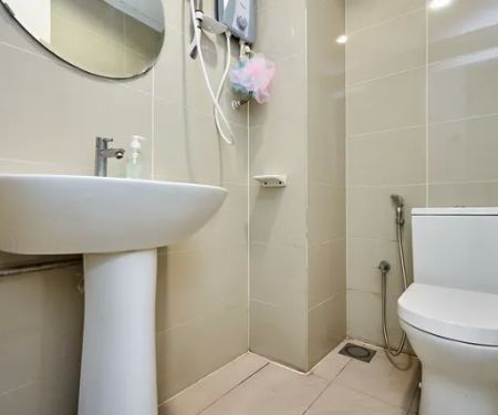OYO Home 1072 Comfortable 1BR Scott Garden