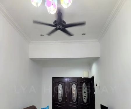 LYA HOMESTAY KUANTAN