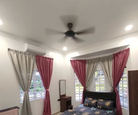 Shafila Homestay UIA Gombak