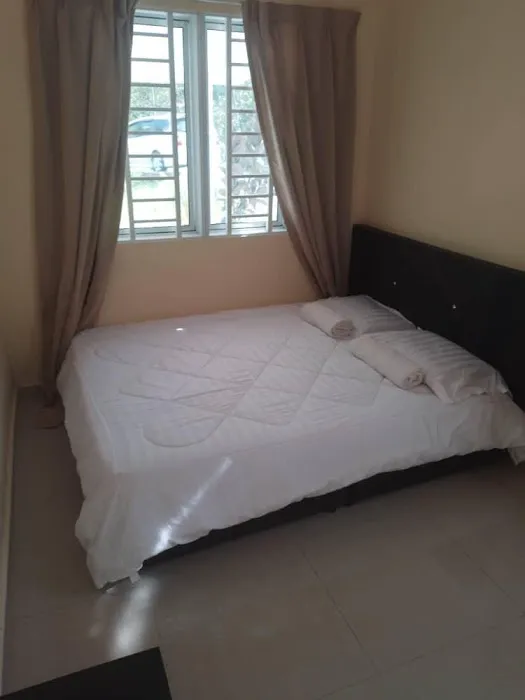 Homestay Al-hana Picture 1