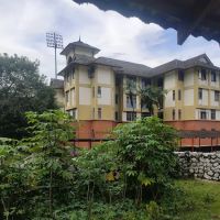 Mahallah Uthman ico