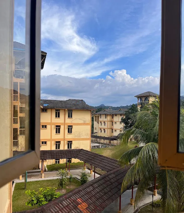 IIUM MAHALLAH Picture 3