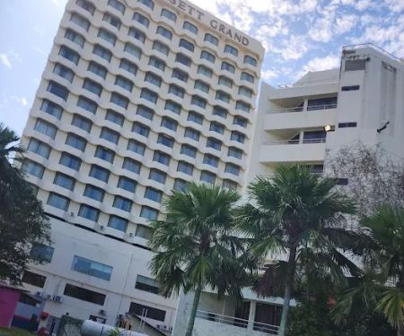 Dorsett Grand Subang