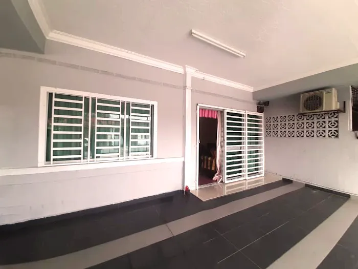 TD Homestay Banting Picture 1
