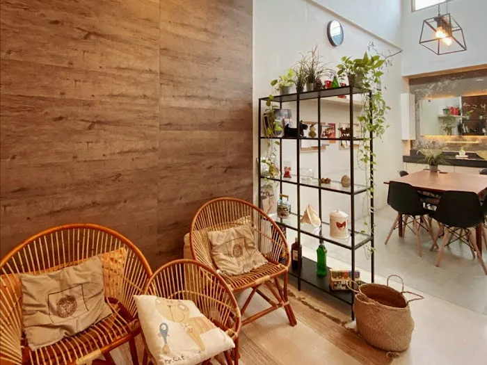 Fivehouz Guest House Picture 9