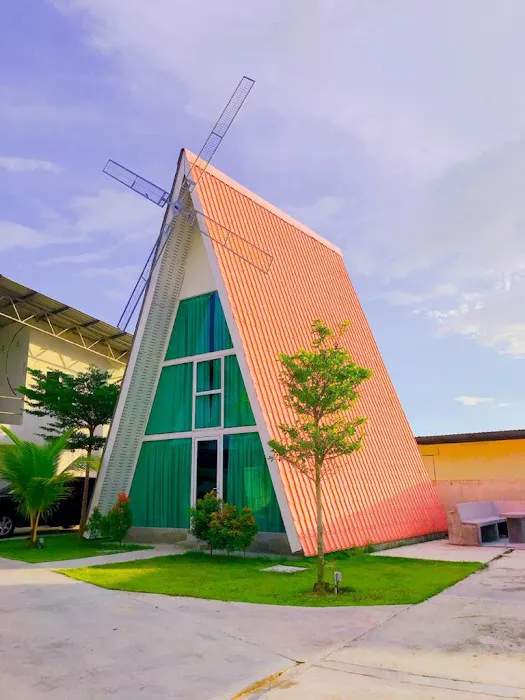 Miko's Windmill Resort Picture 5