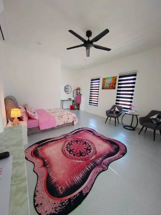 Richer Tiny House Picture 4
