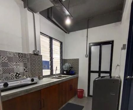 Cik Illaq Hostel Sg Jelok