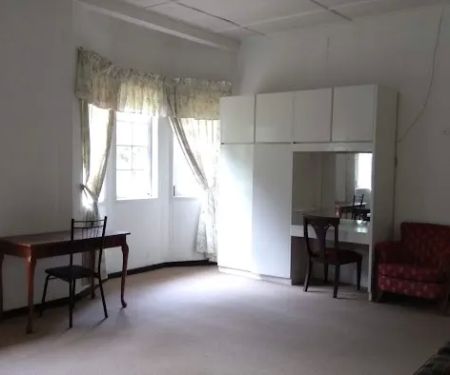 Banglo Raub (Kindersley Bungalow)