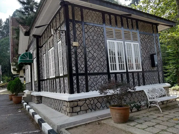 Banglo Tioman (Puncak Inn or Abu Suradi Bungalow) Picture 10