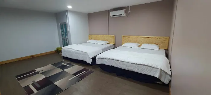 Dinie Inn Picture 1