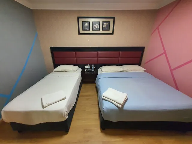 OYO 90249 Euro Hotel (klang) Picture 8