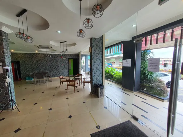 OYO 90249 Euro Hotel (klang) Picture 4