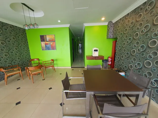 OYO 90249 Euro Hotel (klang) Picture 1