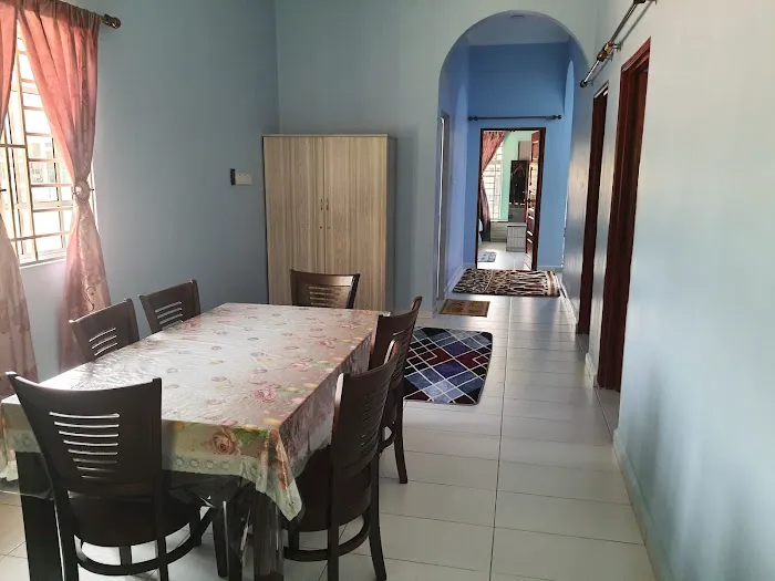 Ayuni Homestay Picture 7