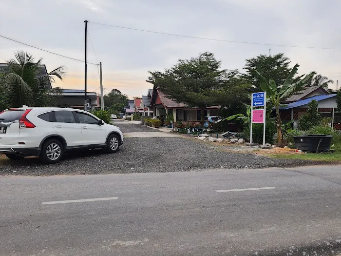 Ayuni Homestay Picture 8