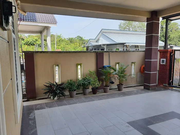 Ayuni Homestay Picture 3