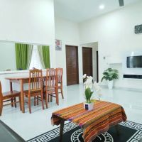 Aish Homestay ico