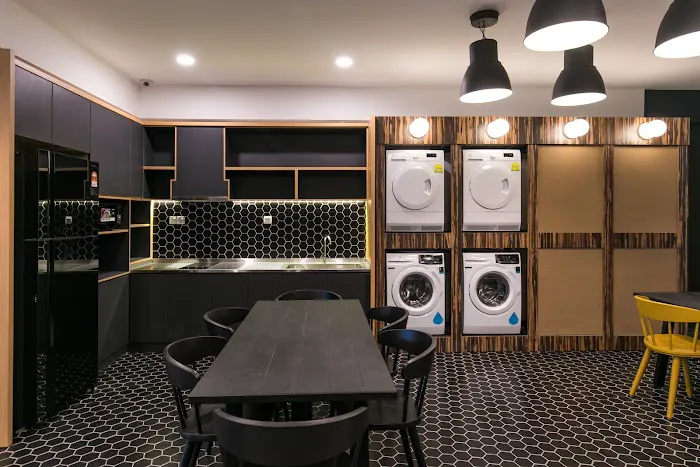 Upstairs Downstairs Co-living @ Kampung Pandan, KL Picture 3