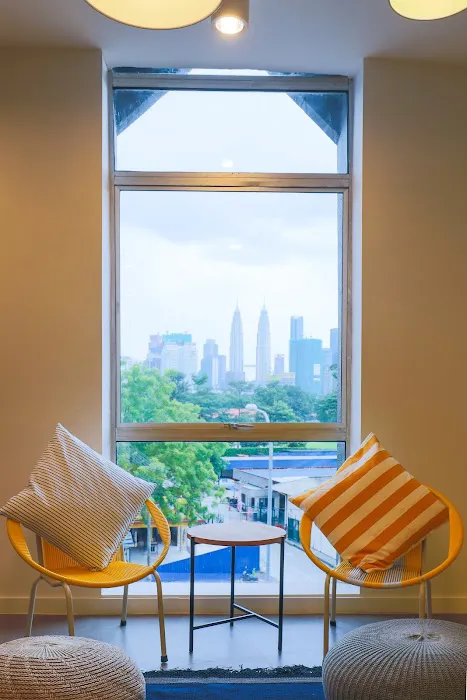 Upstairs Downstairs Co-living @ Kampung Pandan, KL Picture 7
