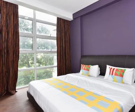 OYO Home 759 Premium 3BR Bintang Goldhill