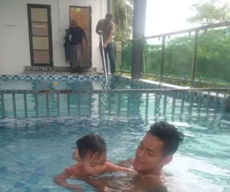 Anjung Pool Villa D'Aur Duri Salor