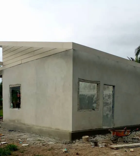 Zaidy & Yatie Tiny House Picture 1