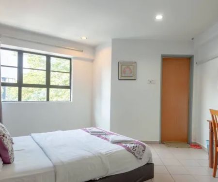 OYO 89874 Gs Golden Star Hotel