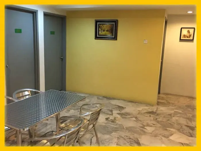 OYO 89874 Gs Golden Star Hotel Picture 2