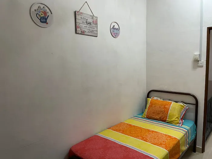 Kz Homestay @ Desa Serdang Picture 2