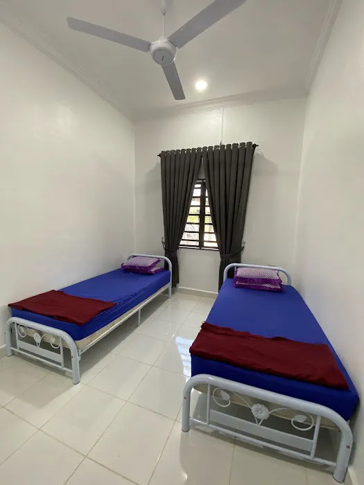Homestay Bazlim Picture 4