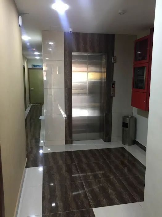Golden Night Hotel Picture 5