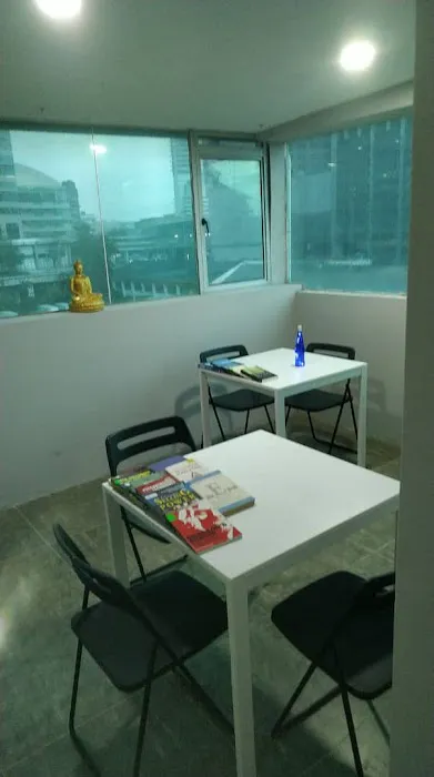 Suite 192 Picture 2