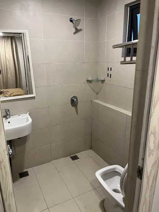 OYO 175 Lotus Hotel Picture 3