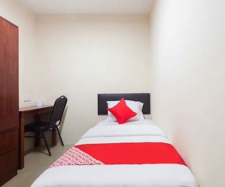 OYO 1038 Melintang Hotel