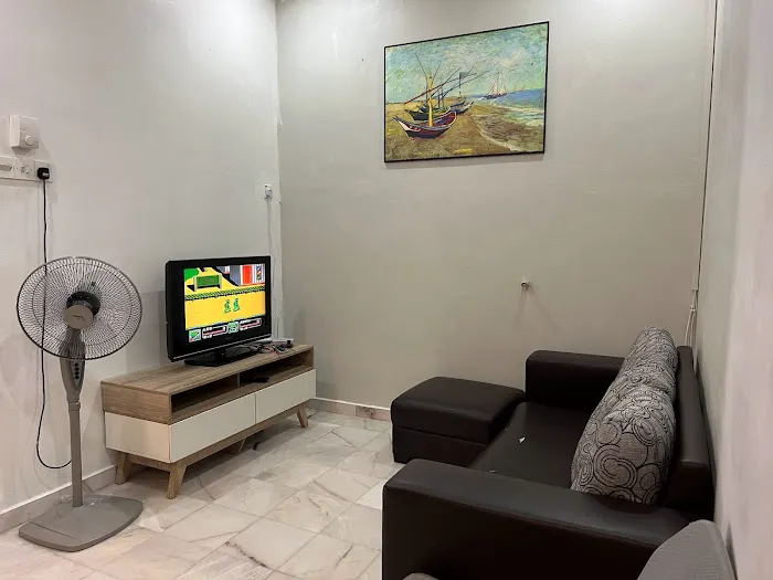 HM Homestay AirBnB Picture 10
