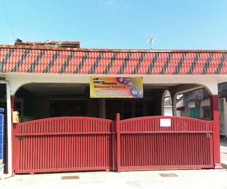 Aris Homestay Hutan Melintang