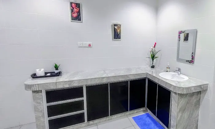 Aloha Homestay Bungalow Taman Sri Iskandar Picture 8