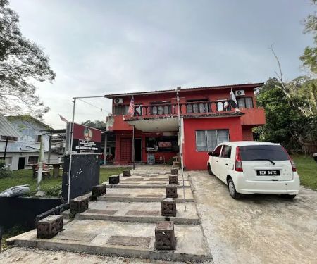 Teluk Chempedak TC Hotel