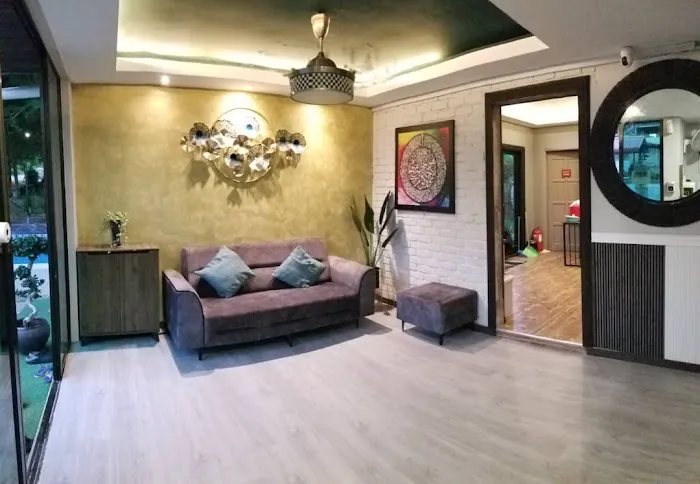 Tc Theme Park Guest House Picture 1