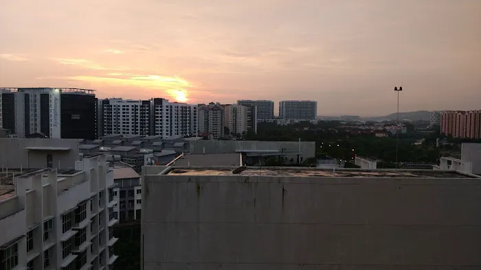 DJ Suites Ara Damansara Picture 8